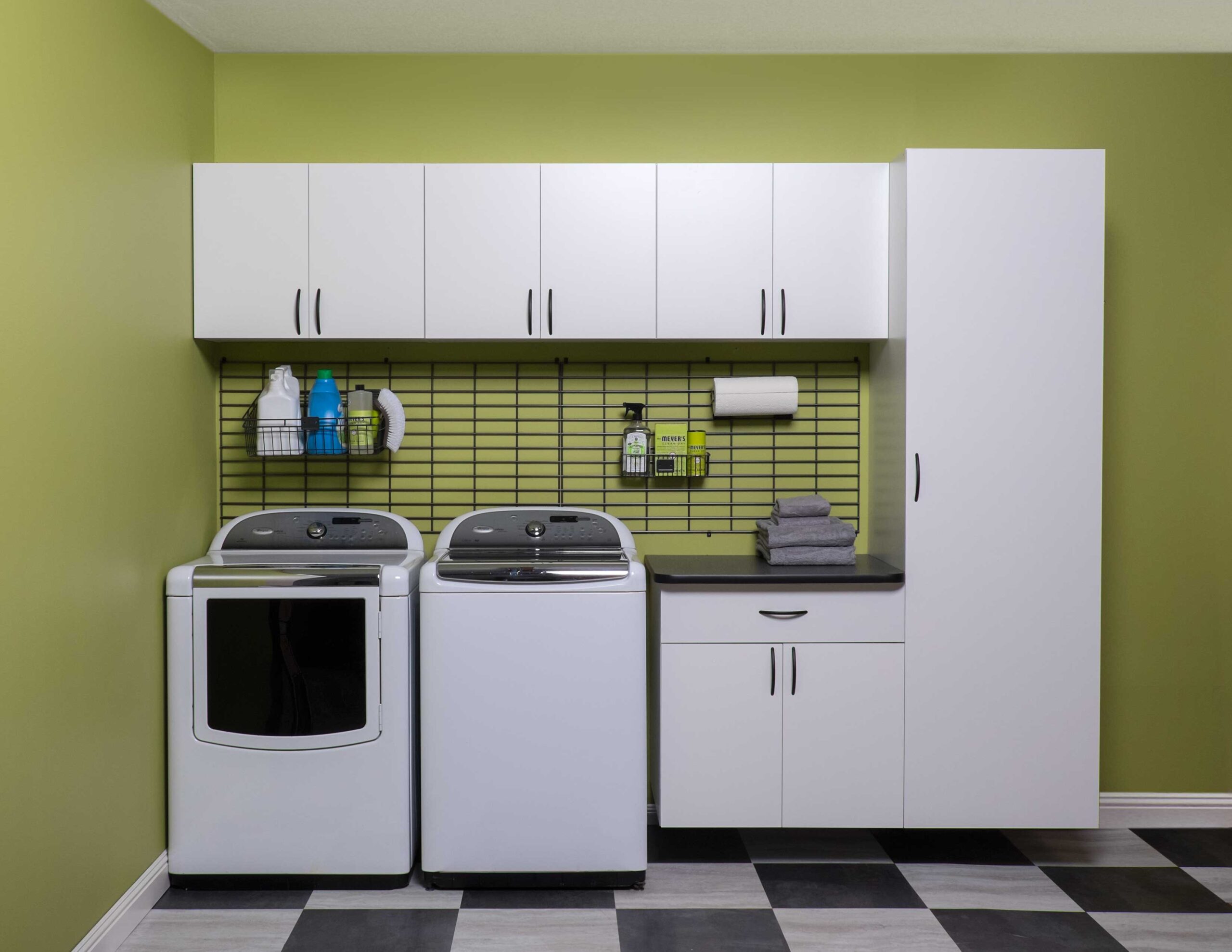 clean white laundry in ottawa